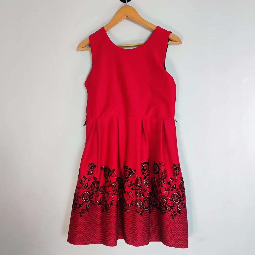 Knitworks Red Black Velvet Floral Detail Holiday Sleeveless Formal Dress Size 16